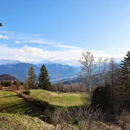 Avec Charme Et Vue A Chalet Crans-Montana