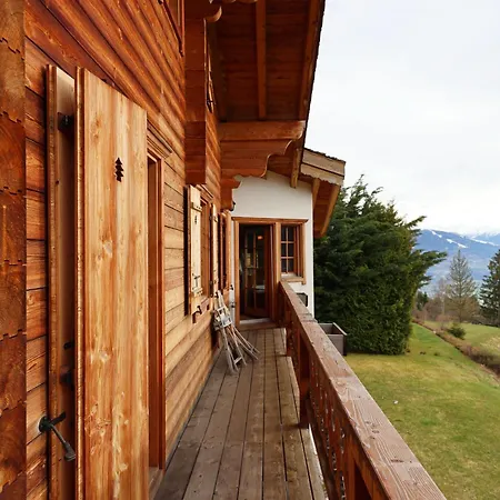 Chalet Avec Charme Et Vue A Crans-Montana
